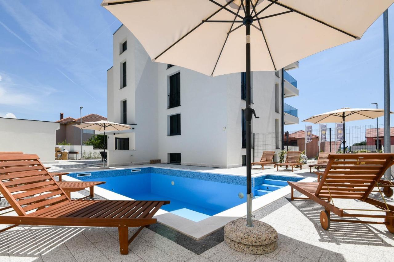 Sunny Day Luxury Holiday Apartments Orebic Exterior photo