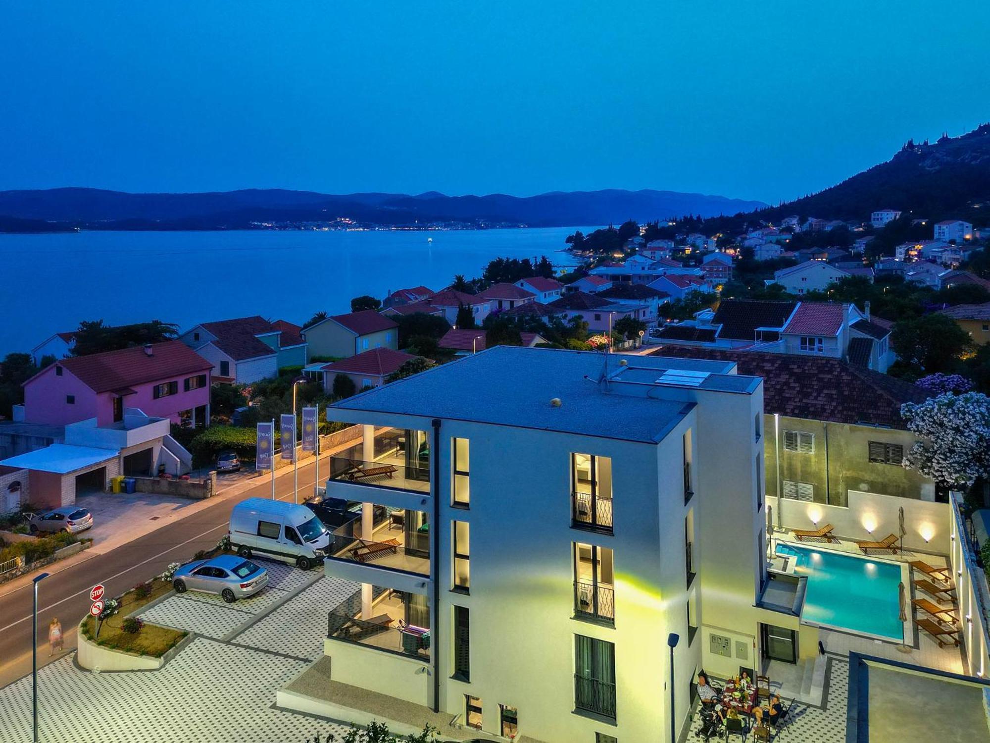 Sunny Day Luxury Holiday Apartments Orebic Exterior photo